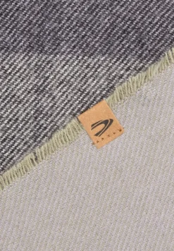 Karoschal mit Fransen misty lilac