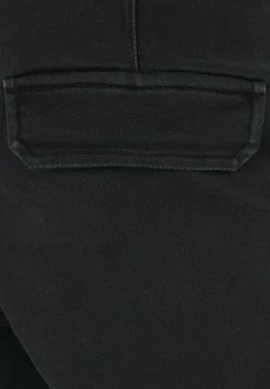 Knitted Cargo Jogging Pants black