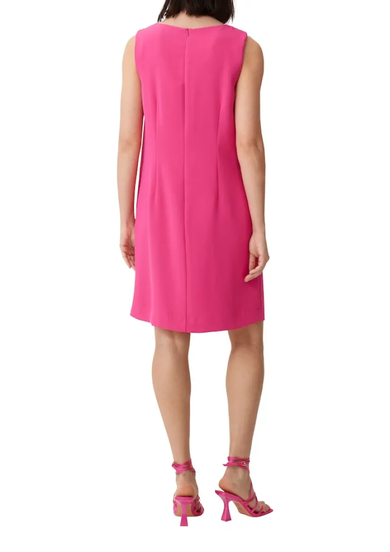 Kurzes Kleid aus Crêpe pink