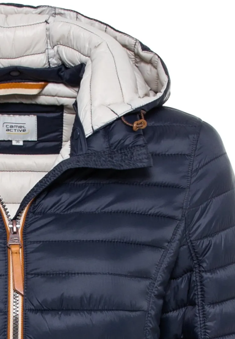 Leicht wattierte Steppjacke aus recyeltem Polyamid navy