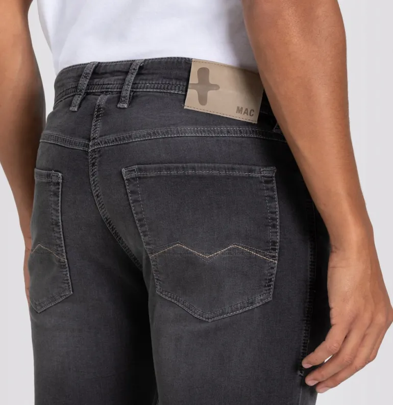 MAC JEANS - Jogn Bermuda, Light Sweat Denim grau4