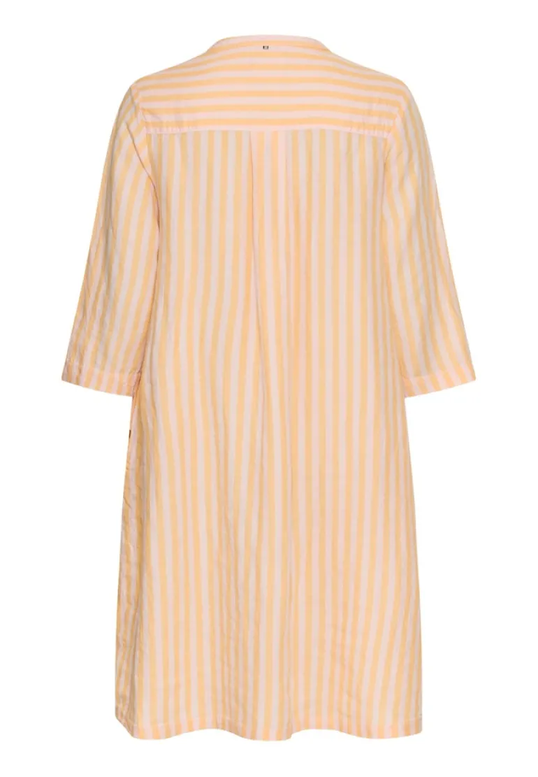 Mittellanges Kleid mit Rückenfalte apricot