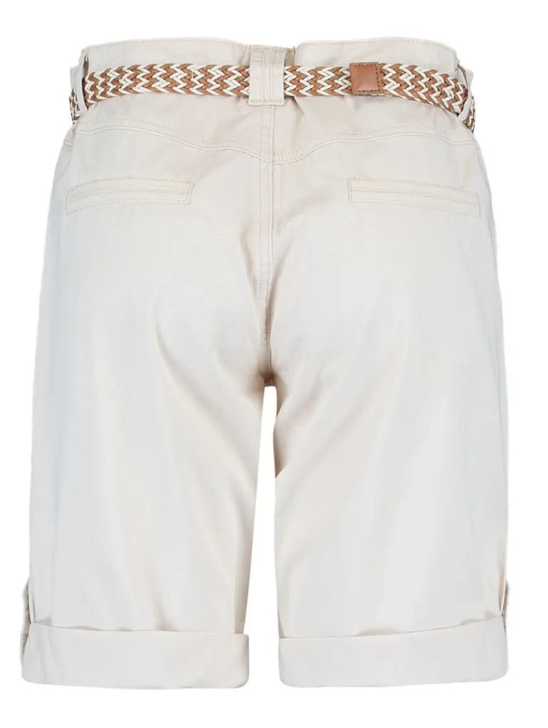 Modell: Bermuda Nora beige