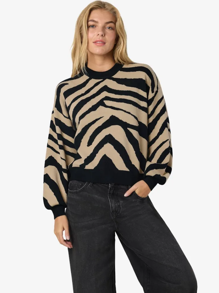 NMCHARLOTT L/S O-NECK KNIT FWD NOOS black