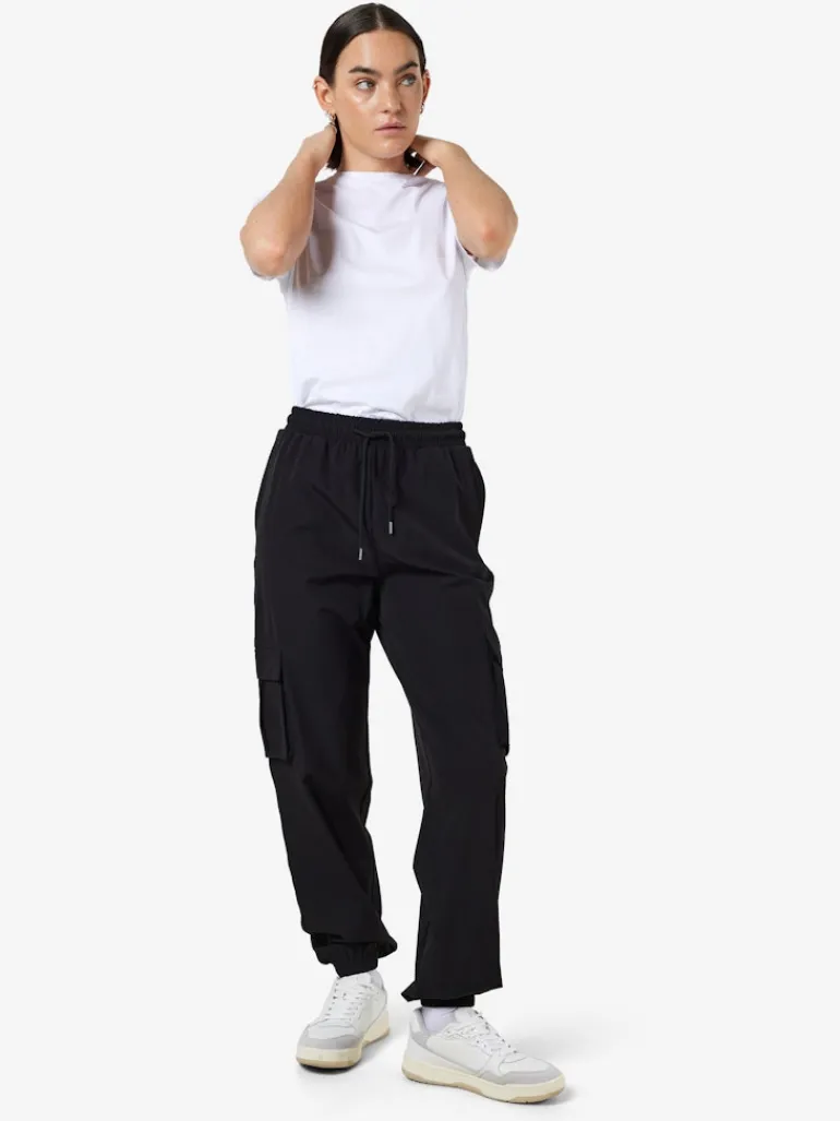 NMKIRBY HW CARGO PANTS WVN NOOS black