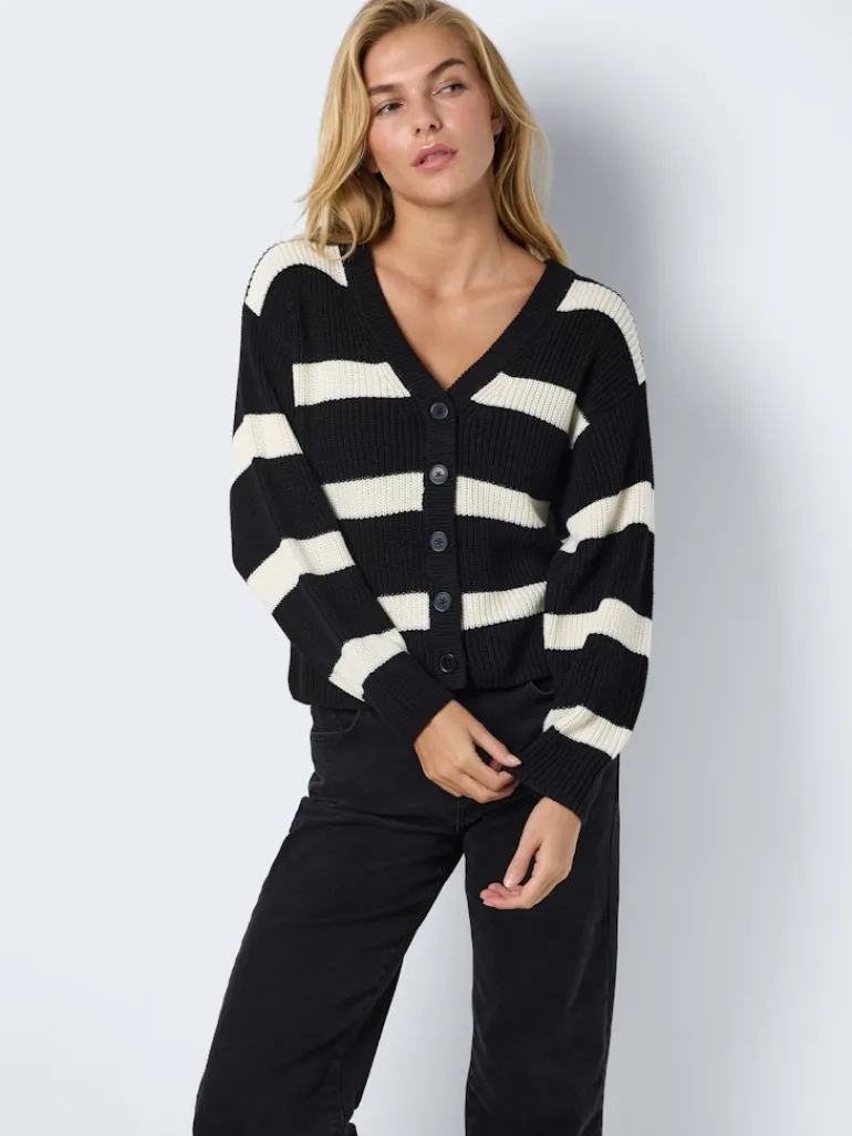 NMMAYSA L/S V-NECK KNIT CARDIGAN NOOS black