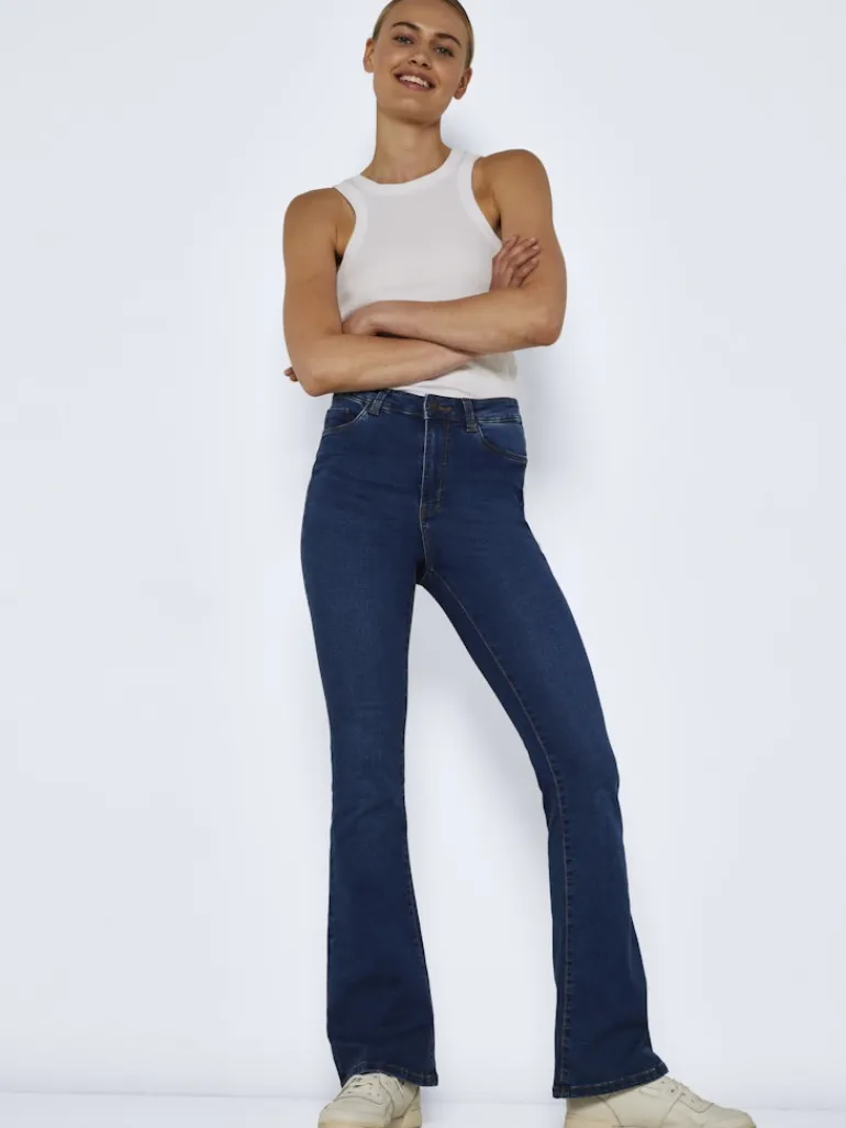 NMSALLIE HW FLARE JEAN VI021MB FWD NOOS medium blue denim