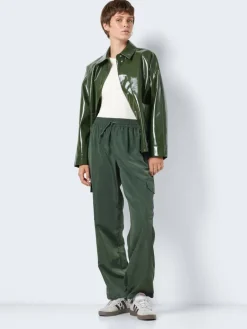 NMSKY HW CARGO RAINPANTS FWD NOOS kombu green