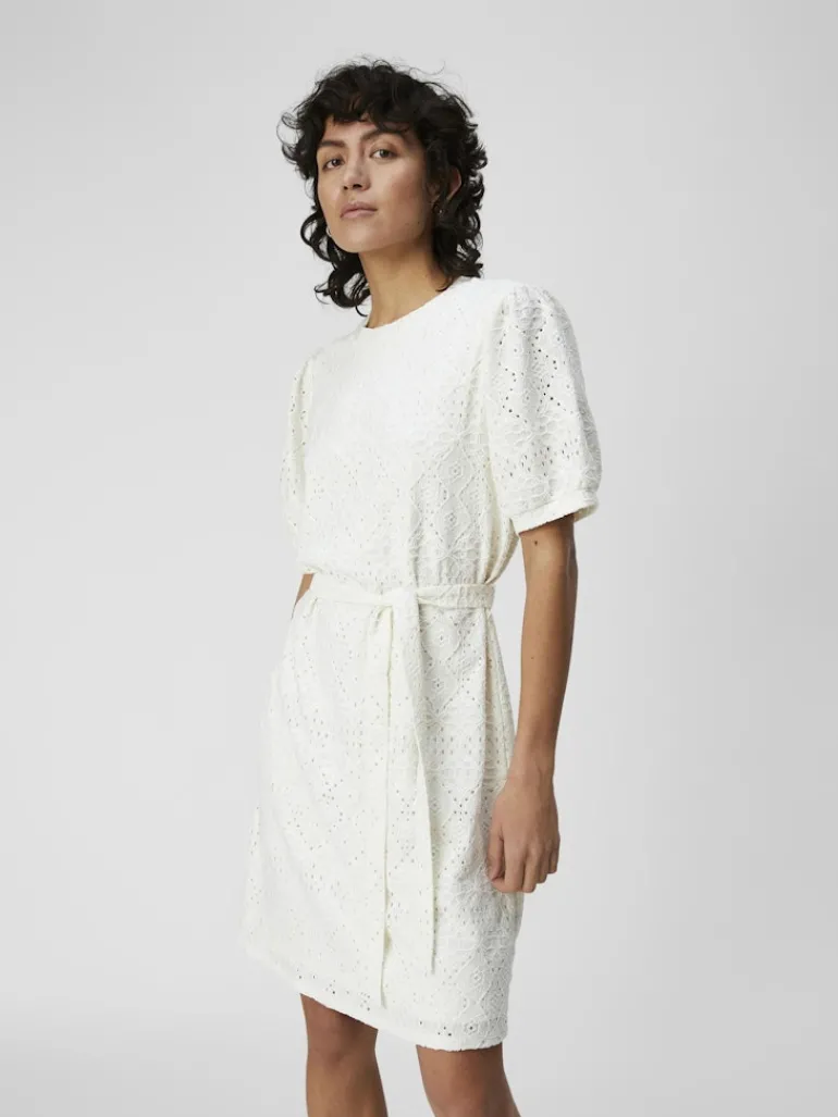 OBJFEODORA S/S SHORT DRESS NOOS cloud dancer