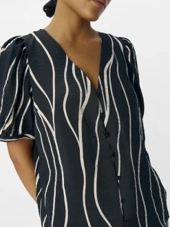 OBJJACIRA S/S V-NECK TOP NOOS black