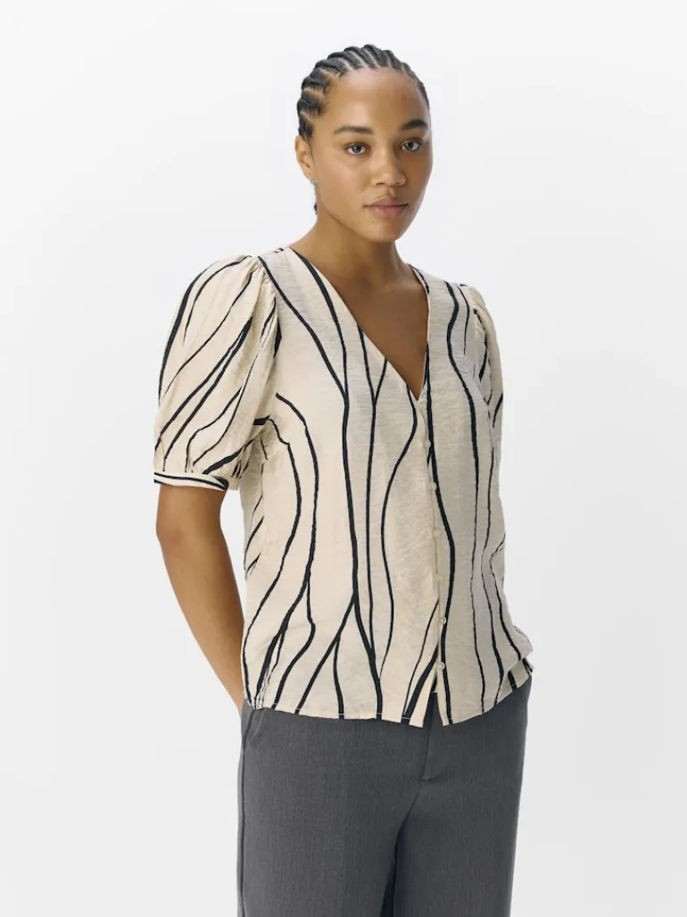 OBJJACIRA S/S V-NECK TOP NOOS sandshell