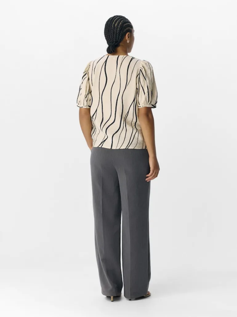 OBJJACIRA S/S V-NECK TOP NOOS sandshell