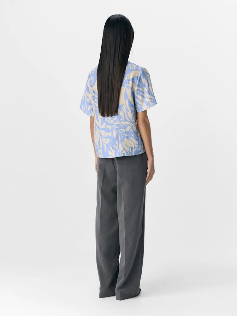 OBJKARINA S/S RE V-NECK TOP NOOS sandshell