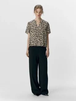 OBJKARINA S/S RE V-NECK TOP NOOS sandshell3