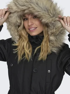 ONLIRIS FUR WINTER PARKA LIFE CC OTW black