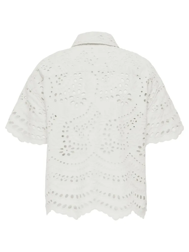 ONLNEW LALISA SS BOXY SHIRT WVN FR cloud dancer