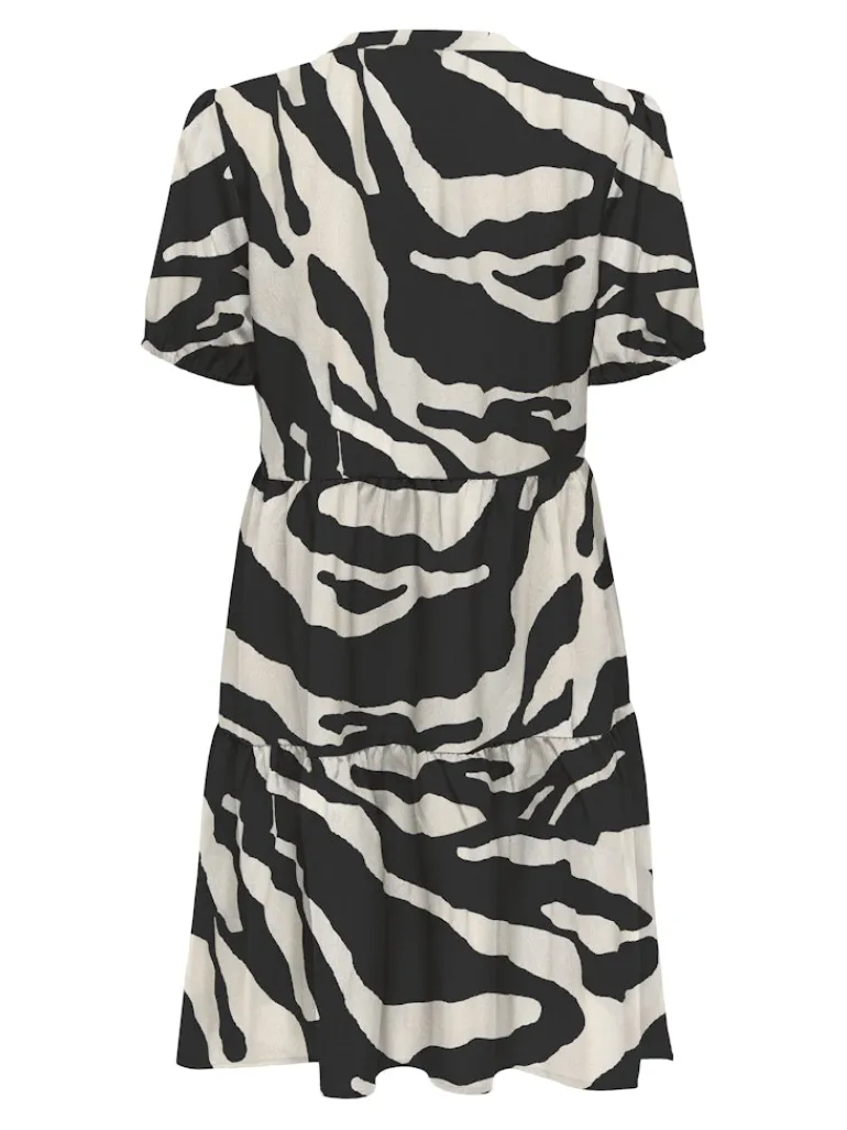 ONLNOVA LIFE VIS S/S THEA DRESS WVN black1