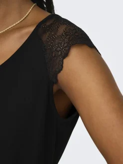 ONLPETRA S/S LACE MIX TOP JRS black
