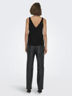 ONLQUEEN S/L V-NECK GLITTER TOP JRS black2