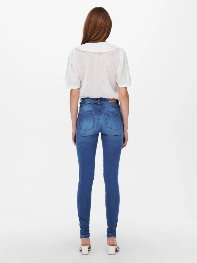 ONLROYAL HW SK DNM BJ369 NOOS light medium blue denim