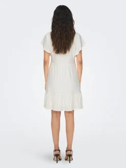 ONLSANDRA S/S V-NECK DRESS JRS NOOS cloud dancer