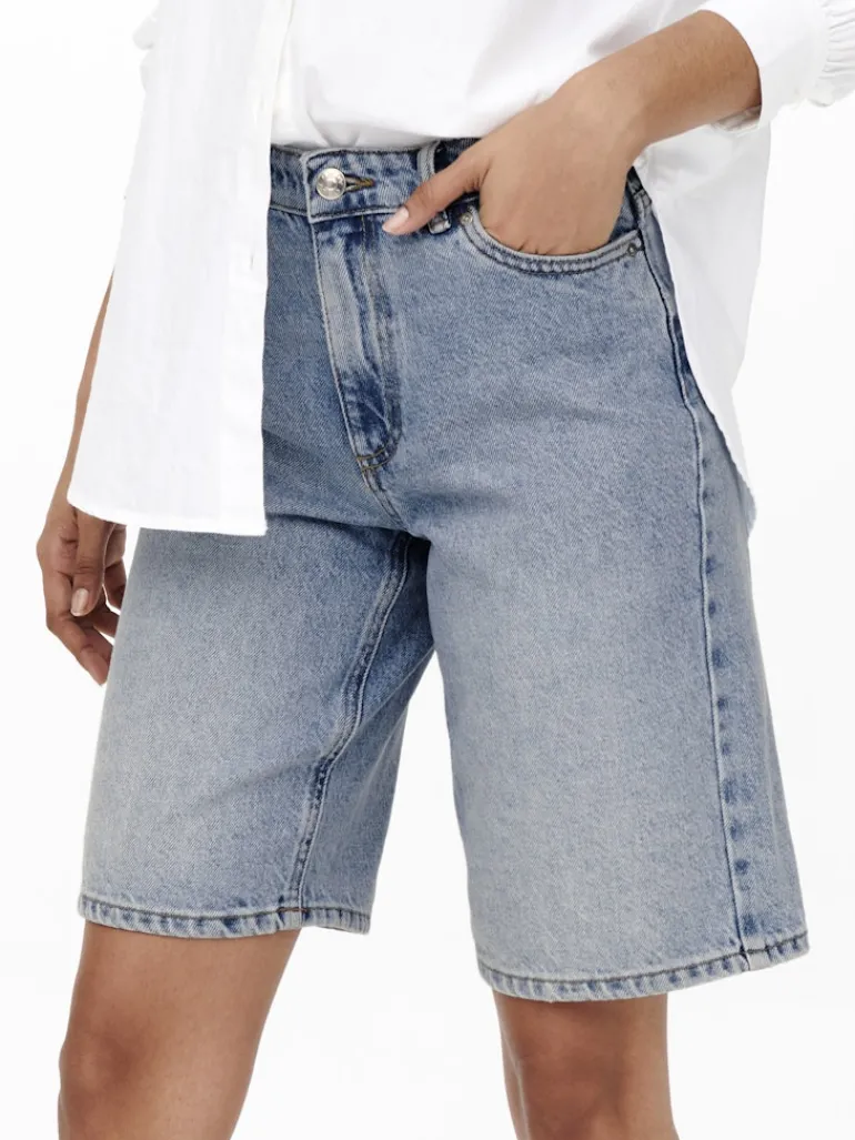 ONLSONNY HW WIDE DNM SHORTS NOOS light blue denim