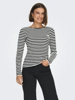 ONLTRISTA L/S BOATNECK TOP BOX JRS black3