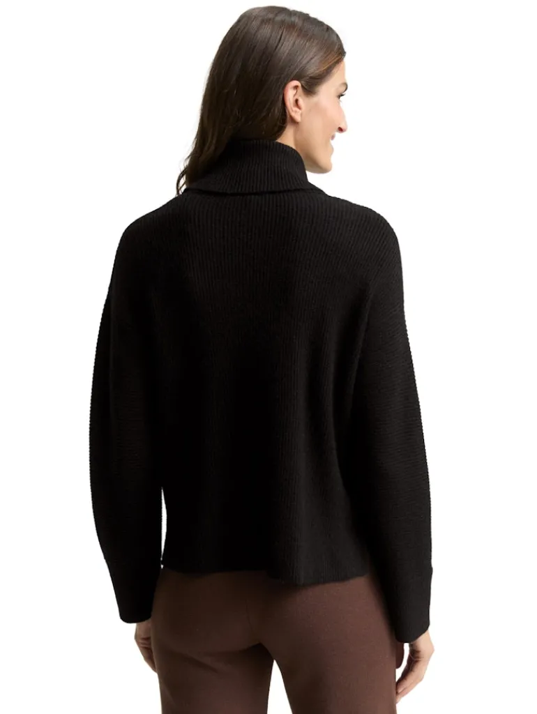 Oversize Rollkragenpullover deep black