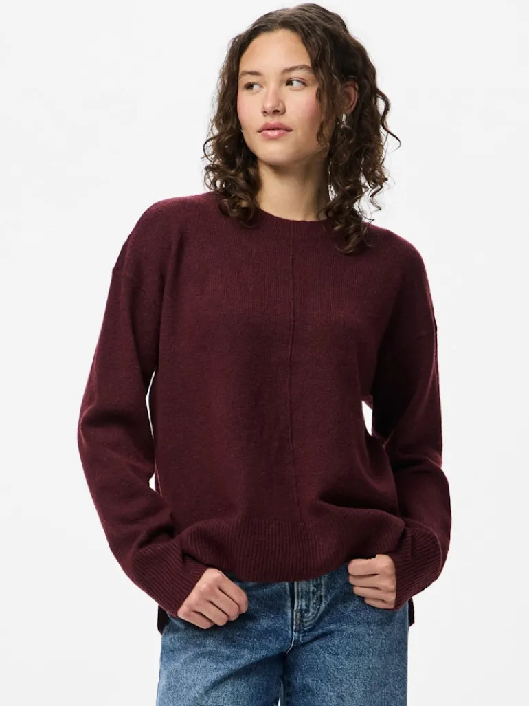 PCMALOU LS O-NECK CUTLINE KNIT NOOS BC tawny port