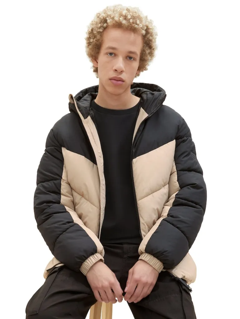 Pufferjacke mit recyceltem Polyester paving stone