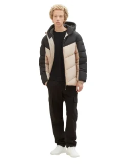 Pufferjacke mit recyceltem Polyester paving stone