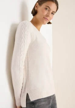 Pullover mit Strickdetail oat milk beige melange