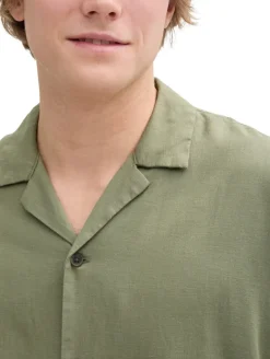 Relaxed Fit Kurzarmhemd mit Leinenanteil tree moss green