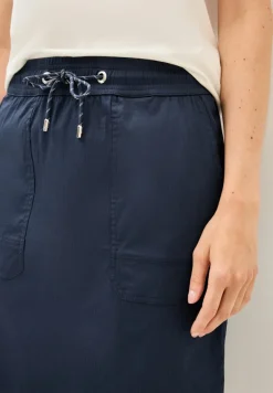Rock mit feinen Streifen urban navy blue