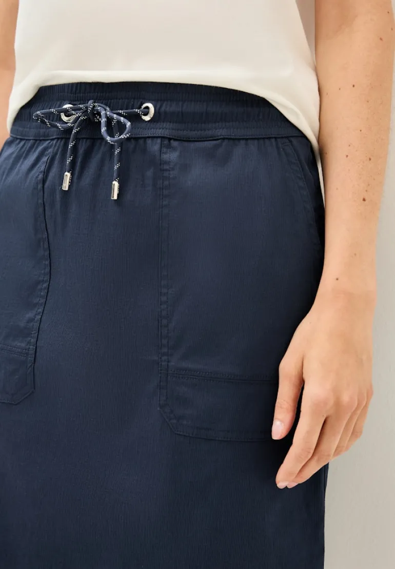 Rock mit feinen Streifen urban navy blue