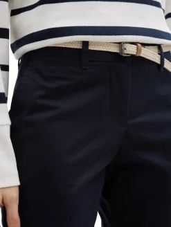 Slim Chino Hose mit Gürtel sky captain blue