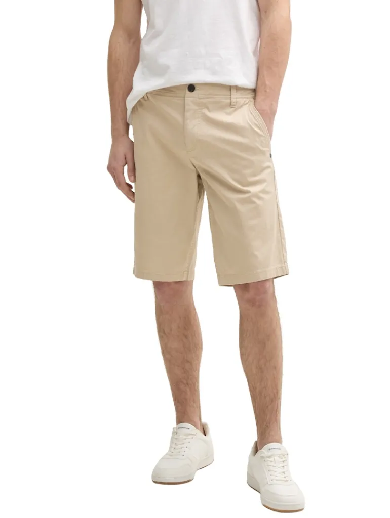 Slim Chino Shorts beige triangle print