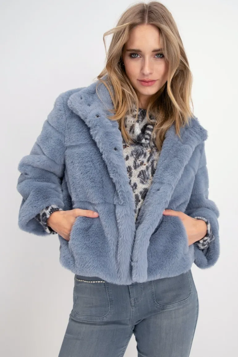 807448 smokey blue gemustert