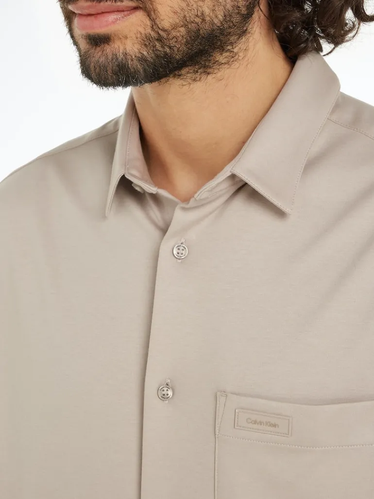 SMOOTH COTTON POCKET S/S SHIRT atmosphere