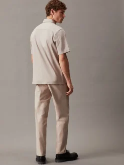 SMOOTH COTTON POCKET S/S SHIRT atmosphere