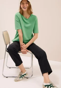 Softes Cupro Touch T-Shirt fennel green