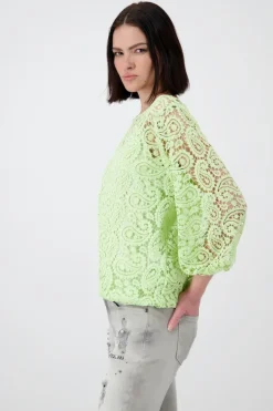 Spitzenshirt mit U Boot Ausschnitt pastell green