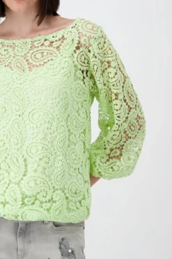 Spitzenshirt mit U Boot Ausschnitt pastell green