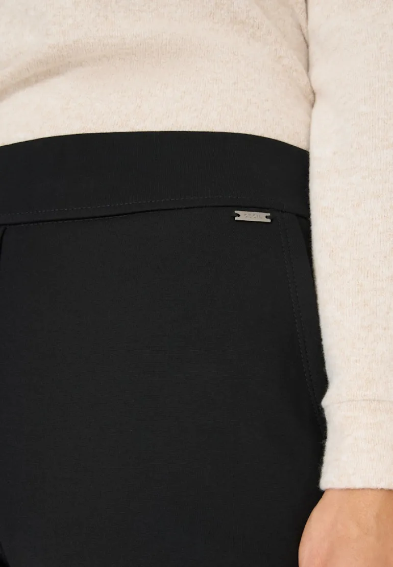 Straight Leg Hose black