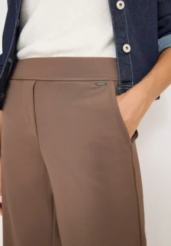 Straight Leg Hose cocoa taupe