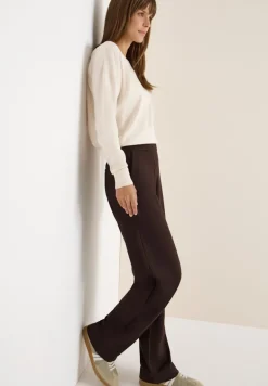 Straight Leg Hose tartufo brown
