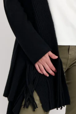 Strickjacke mit Schalkragen schwarz