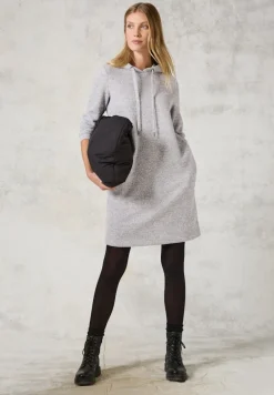Strickkleid mit Kapuze platinum grey mel.