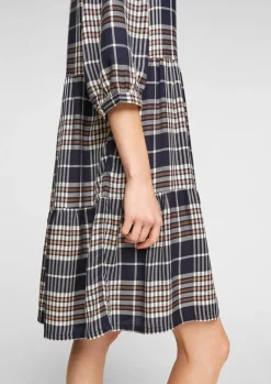 Stufenkleid blau