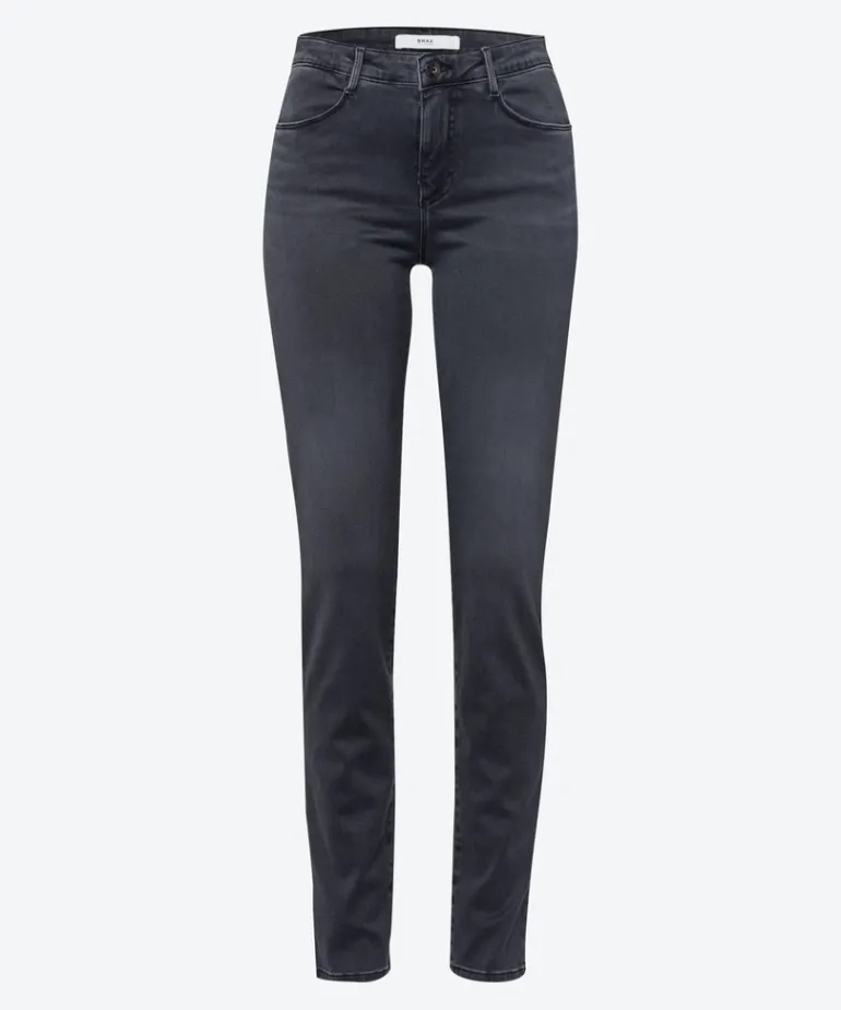Style Shakira used grey